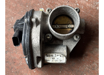 Ford focus 2 1.6 benzinli çıkma orjinal gaz kelebeği