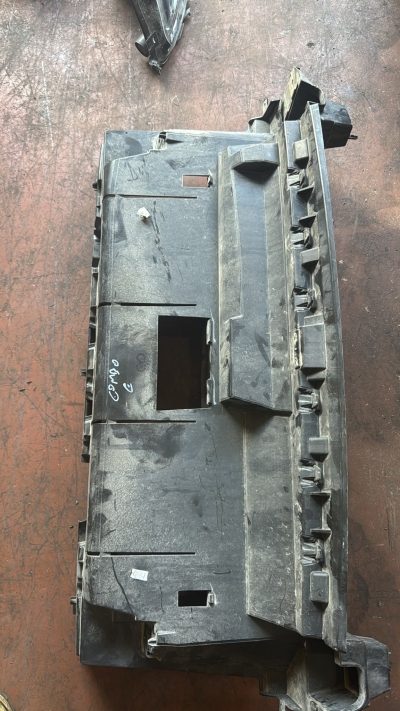 Opel Astra j makyajsız sol ön sis farı