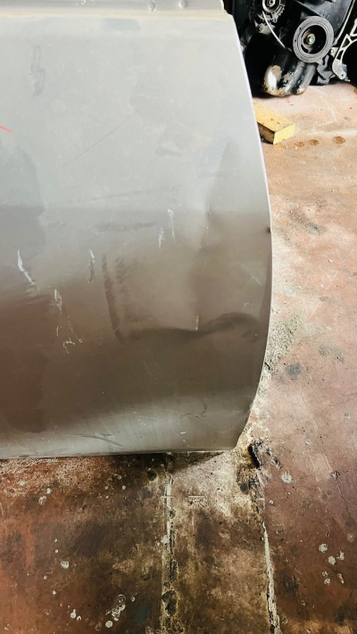 Opel astra j sağ ön kapı hafif hasarlı