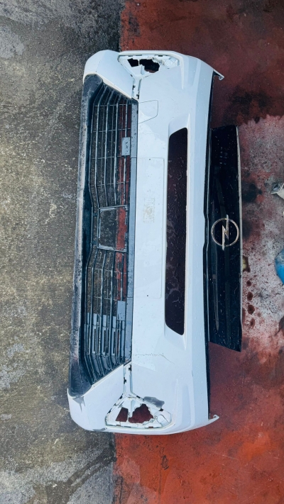 Opel combo 2025 model çıkma orjinal dolu tampon