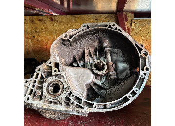 Opel vectra a 2.0 8 f16 açılmamış orjinal şanzıman