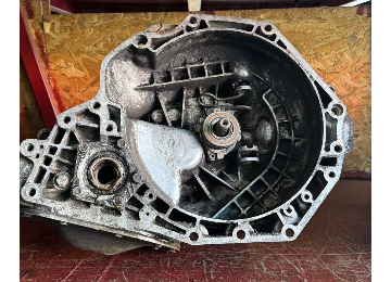 Opel vectra b 2.0 16 valf çıkma orjinal açılmamış f18 şanzıman